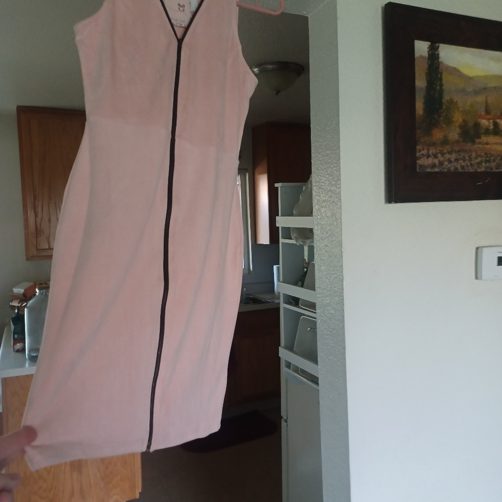 Dress - Picture 3 of 6